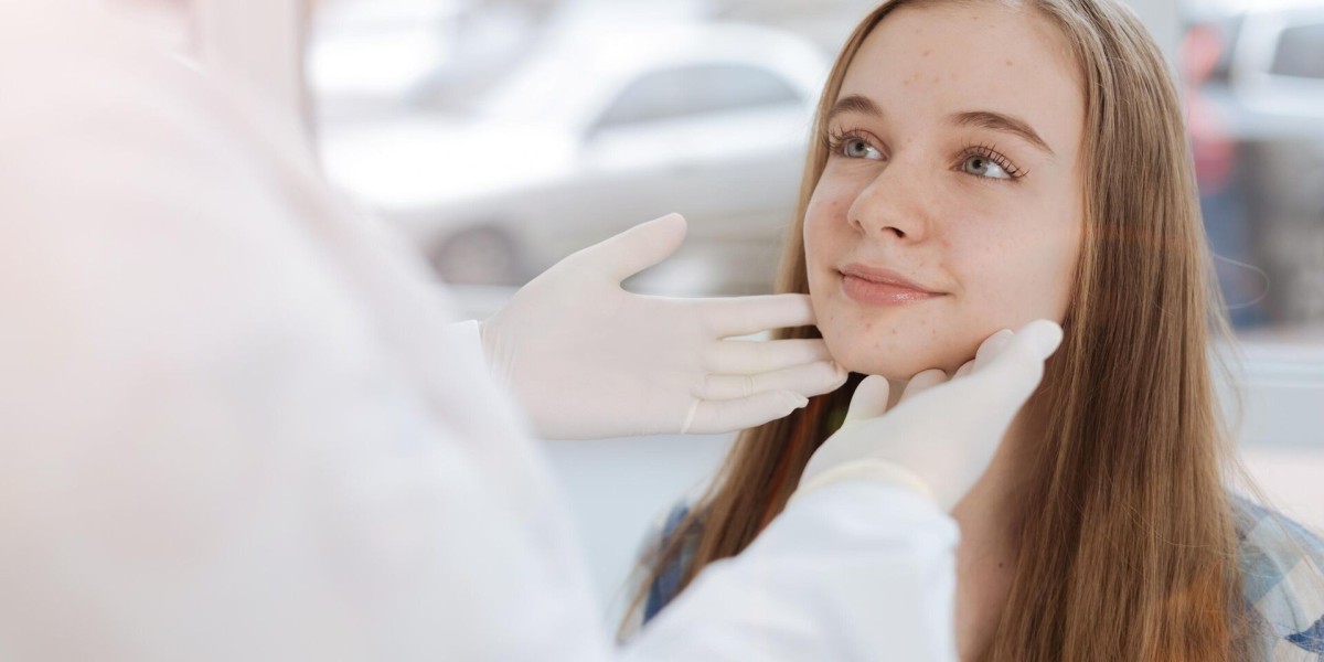 Latest Dermatology Technologies in Riyadh Clinics