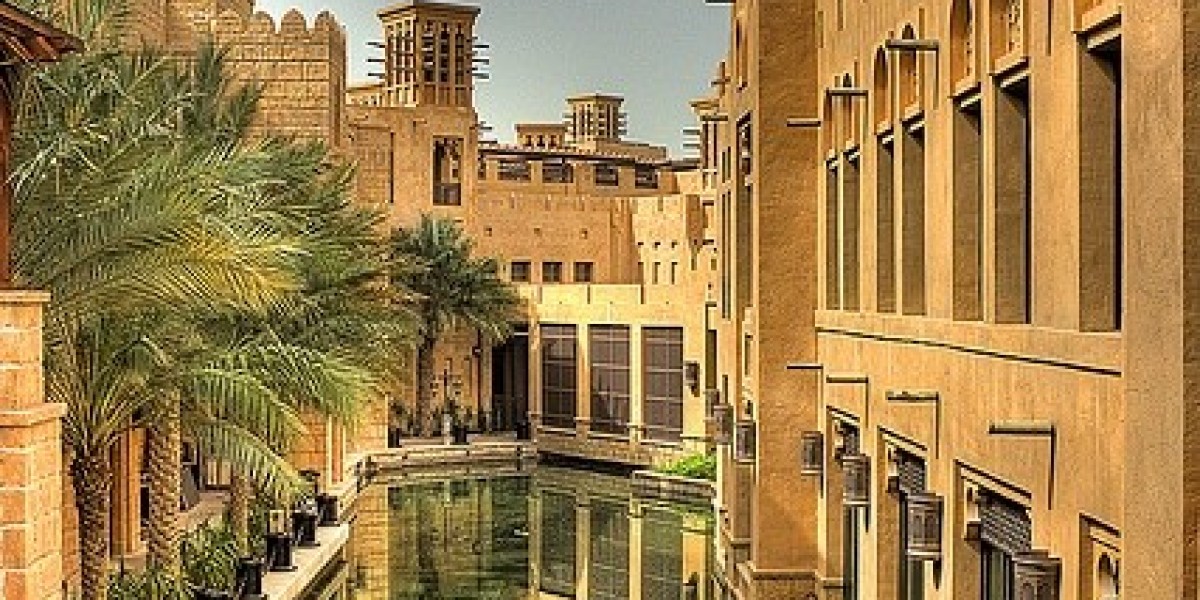 The New Traveler’s Handbook: Tips for Smooth Cross-Border Journeys