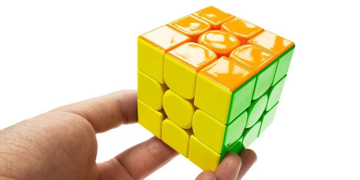Comparing SpeedCubeShop’s Best Magnetic Speedcubes for Competitive Cubers