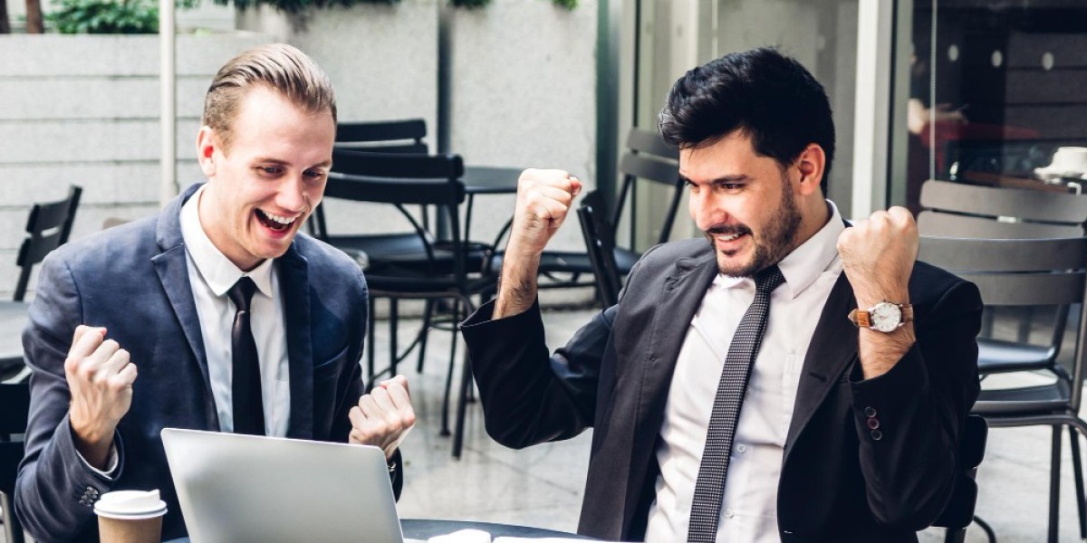 SBM 7/7: The Follow-Up Advantage – How Small Businesses Win More Sales