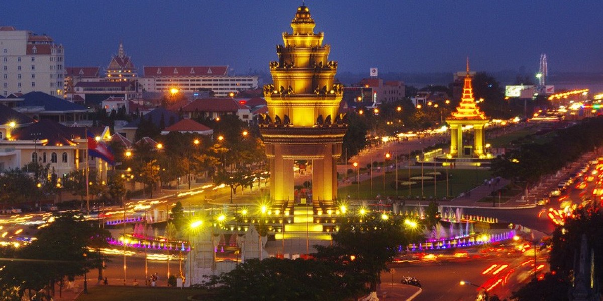 Dancing Under Lanterns: Exploring Cambodia’s Night Vibes