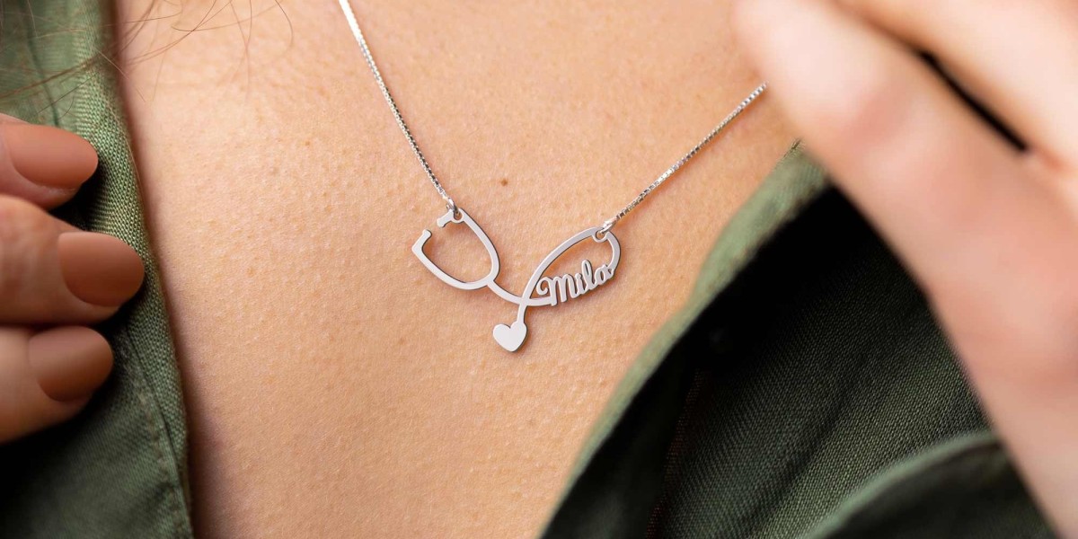 Premium Personalised Name Necklace in India: Own Your Style