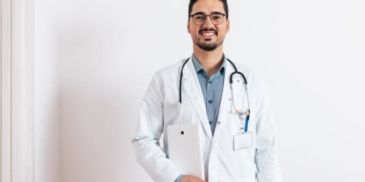 Choose the Best Plastic Surgeon in Riyadh to Boost Your Confidence