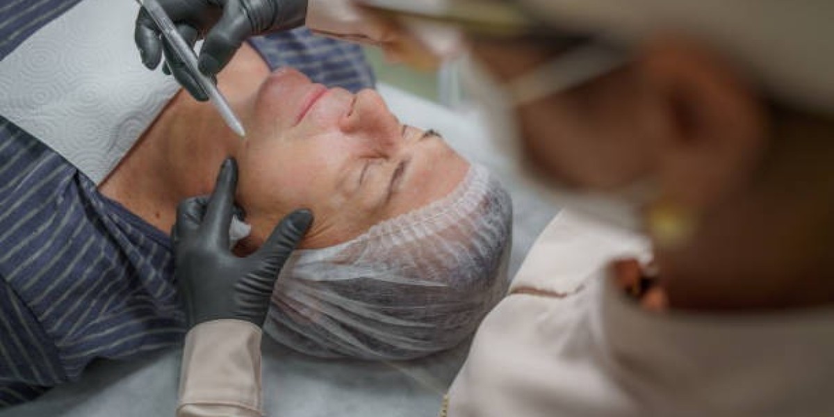 The Latest Technology and Safety Standards in Riyadh’s Plastic Surgery Clinics