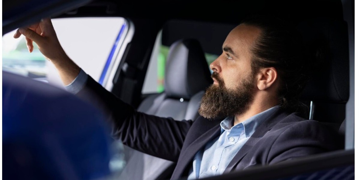 Why Chauffeur Service Nottingham Is Perfect for Business Meetings