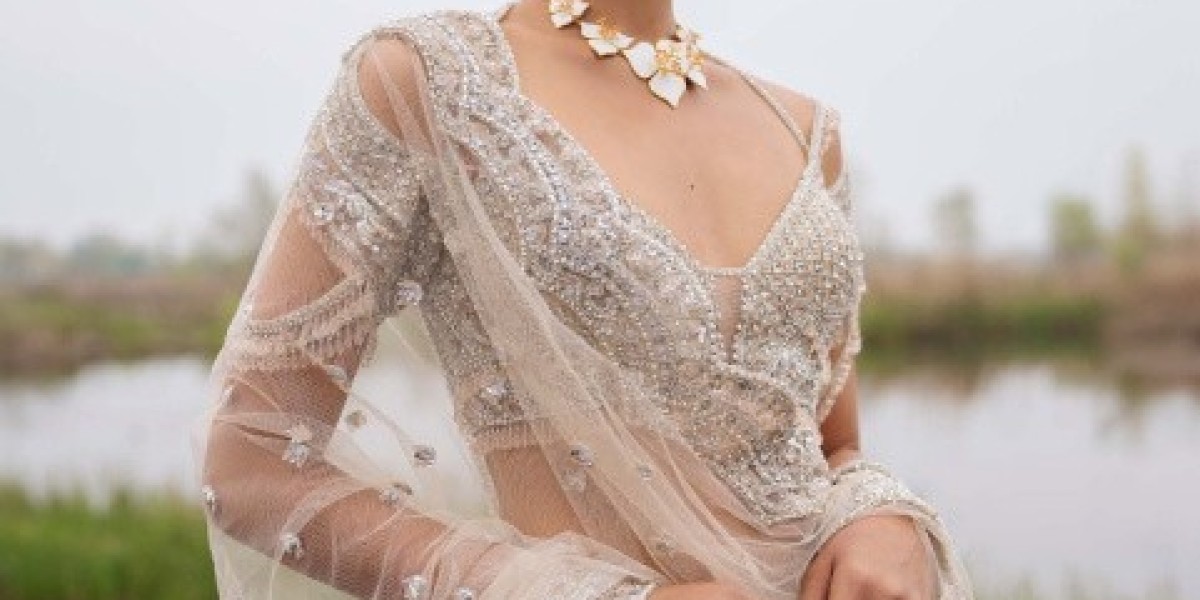 Top Sangeet Lehenga for Bride Looks from Falguni Shane Peacock