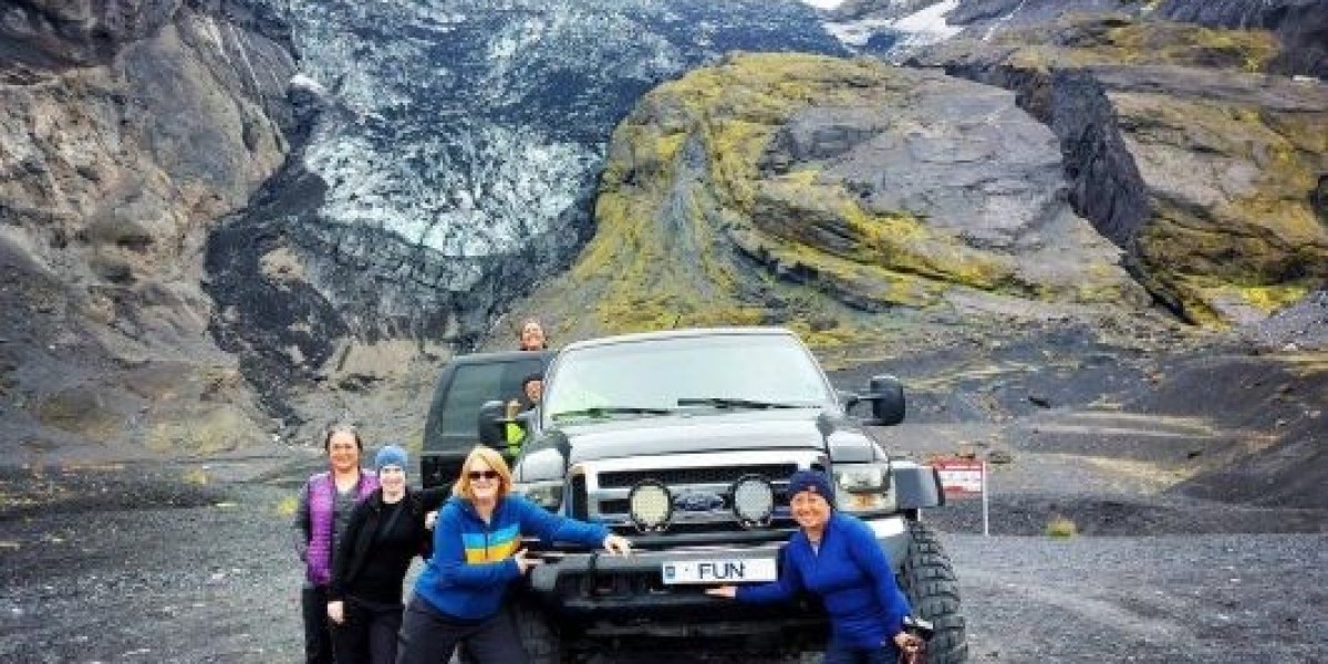 Explore the Wonders of Iceland with Discover Iceland’s Exclusive Private Tours