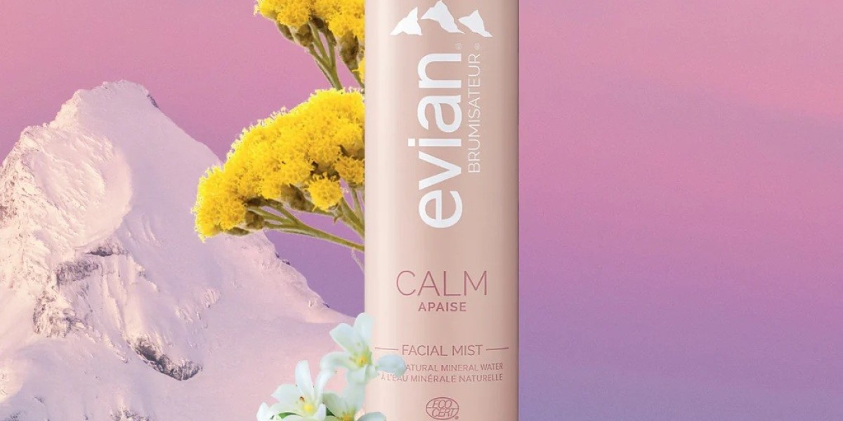 The Role of Makeup Sprays and Facial Mists in Daily Skincare
