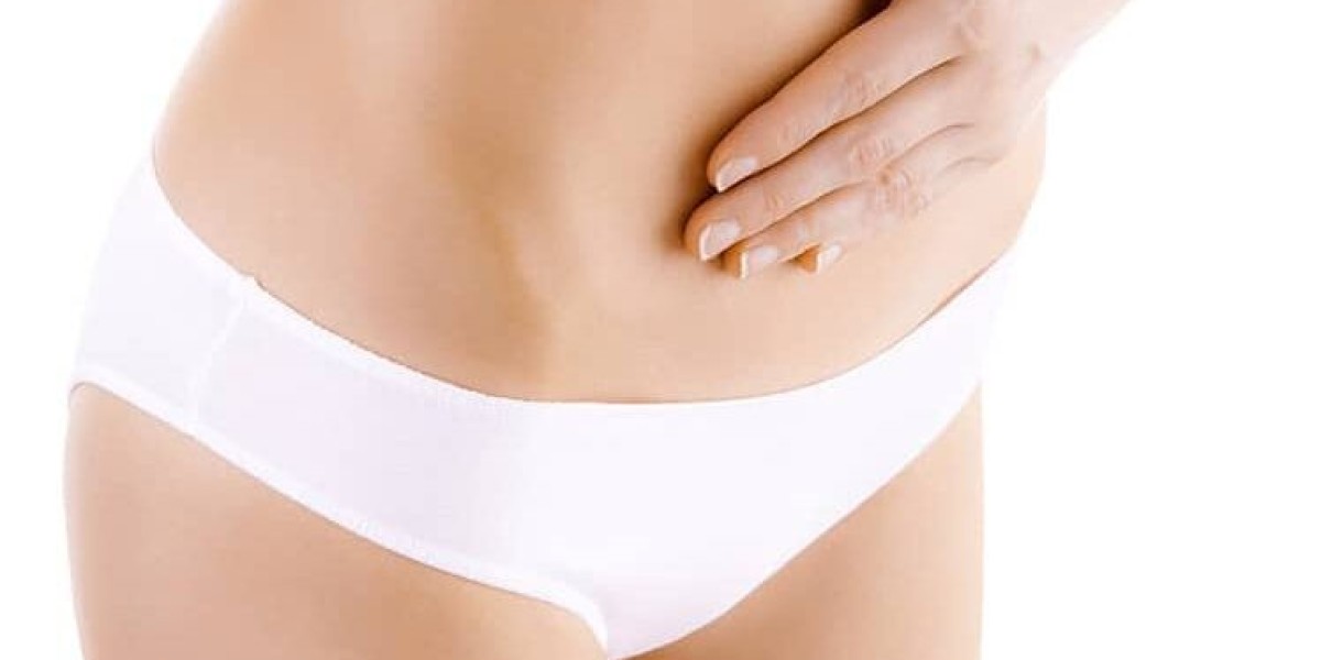 Why Mini Abdominoplasty in Dubai Is Becoming a Celebrity Trend in the UAE