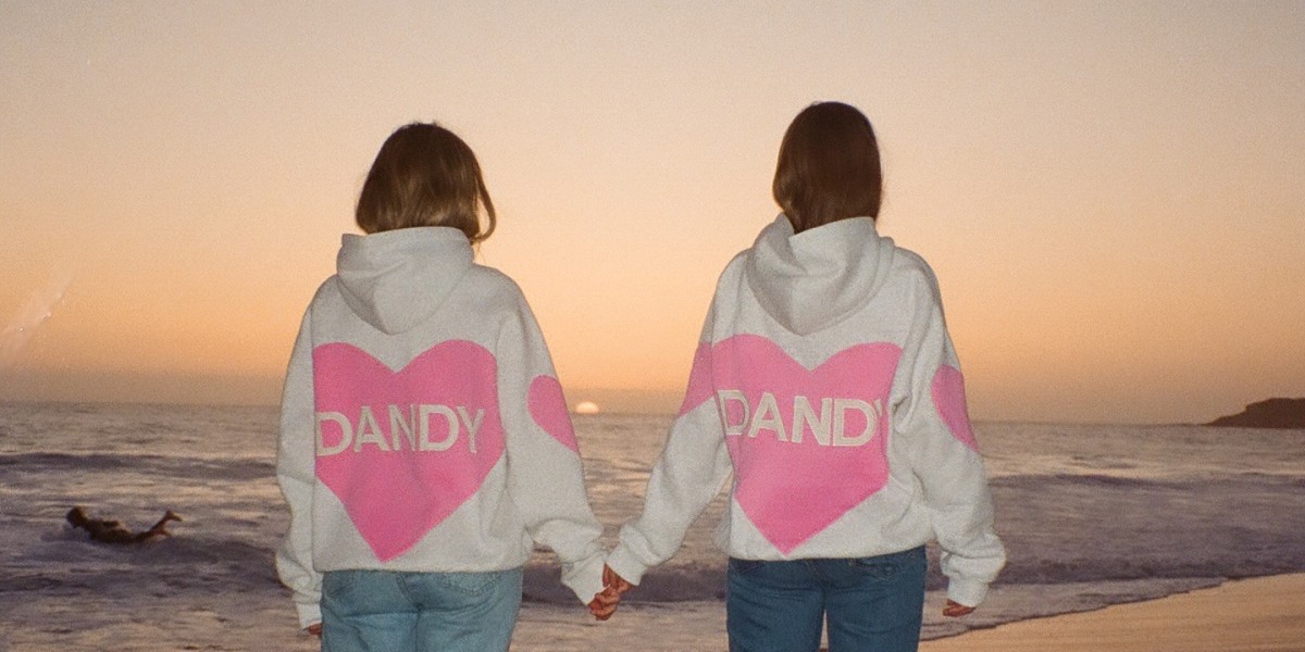 Dandy Worldwide vs Stussy: Who’s Winning the Hoodie Game This Year?