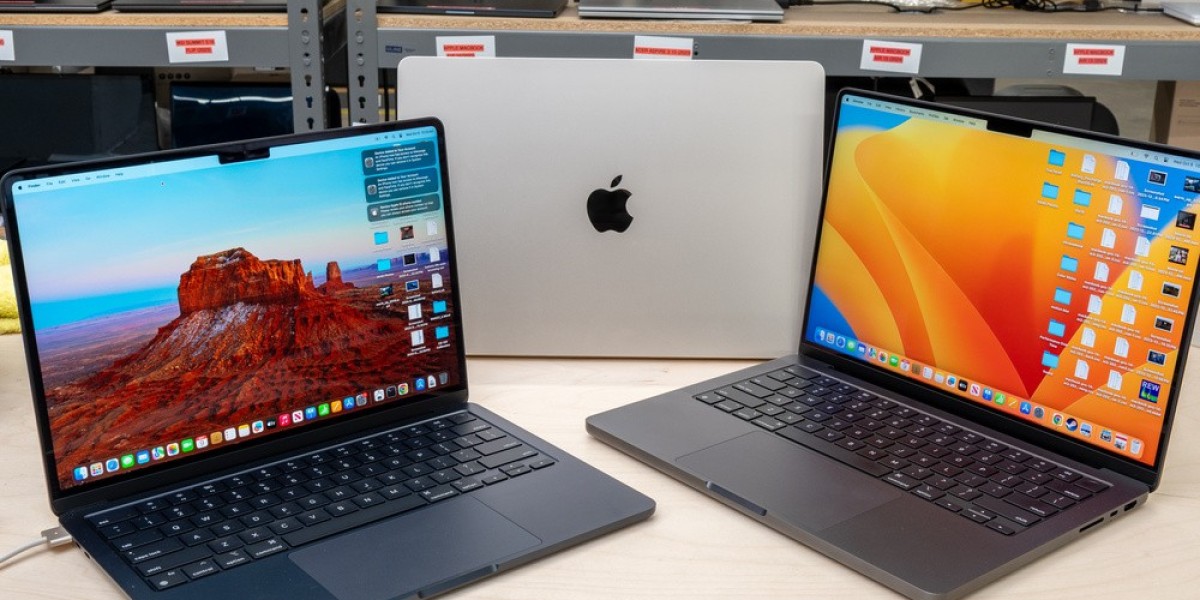 Saudi Arabia Laptop Market Outlook, Growth & Development 2025-2033