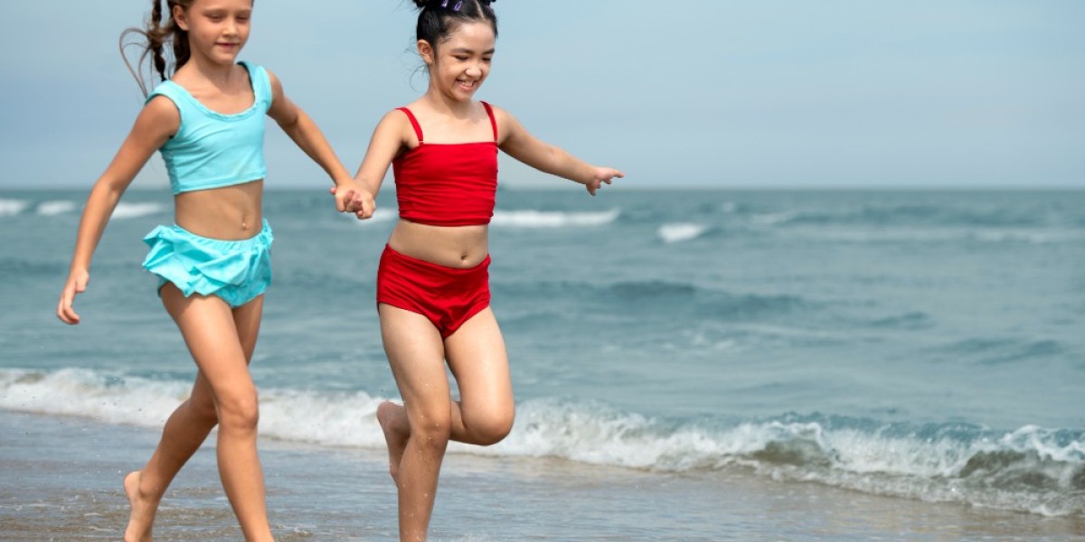 Kids Swimsuit Challenges: Fit, Durability & Sun Safety Problems