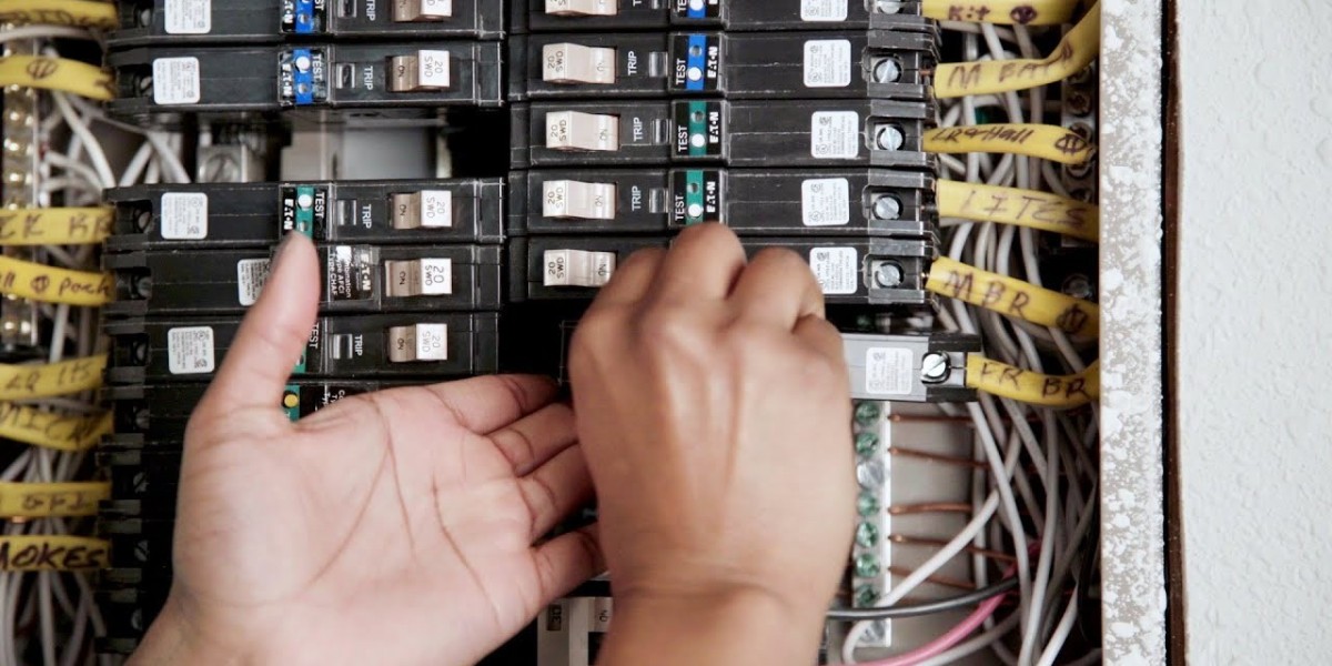Electronic Circuit Breaker Market Is Booming Worldwide | Bentek Inc. (USA), Alstom S.A (France), Hitachi Ltd. (Japan)