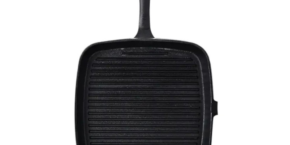 Enhancing Home Cooking with Iron Deep Frying Pans