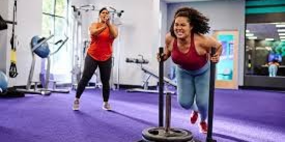 Personal Trainer Course Series: Age Is Not a Barrier to Strength Training