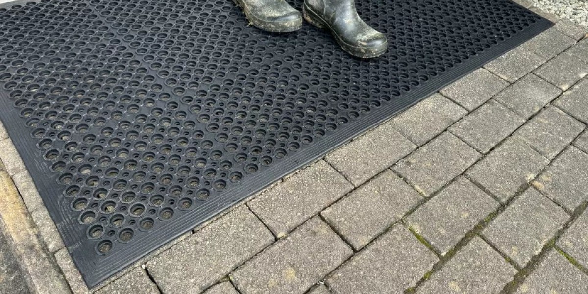 How Anti Fatigue Mats Improve Comfort