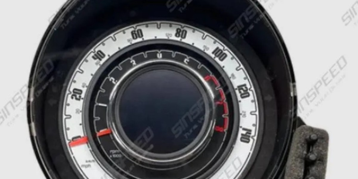 Understanding the Fiat 500 Dashboard 