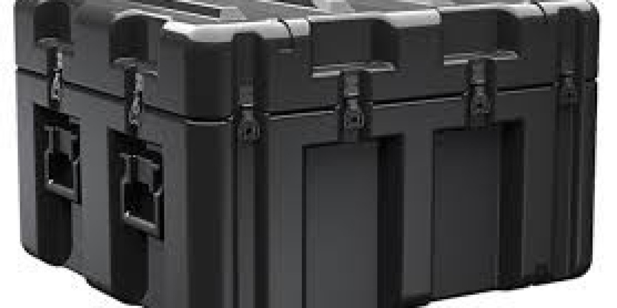 Rotomolded Containers Market regional insights highlighting growth opportunities across North America and Europe
