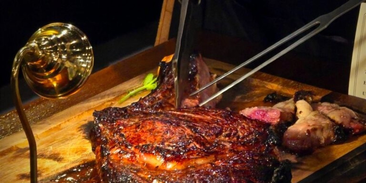 Discover Nice Steaks in Singapore Like Never Before with Tomahawk