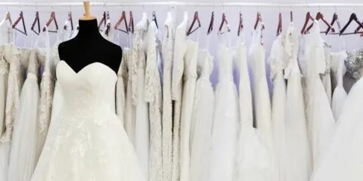 Prom and Wedding dress Market to See Thriving Worldwide | Vera Wang, Badgley Mischka, Betsy And Adam