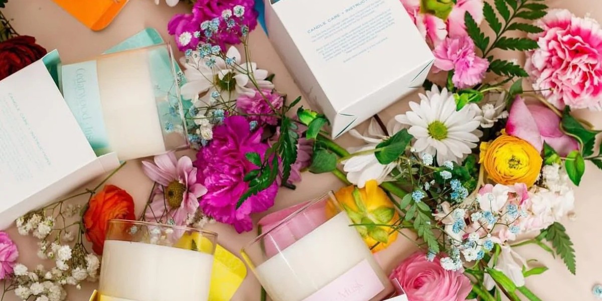 The Warm Glow of Scented Candles: Why Pretty Honest Shop is Your New Go-To
