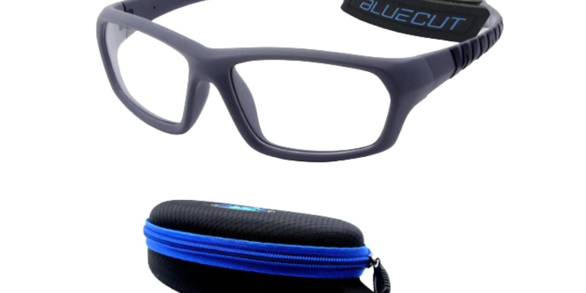 How to Choose Prescription Eyewear for Pickleball: Key Features to Consider