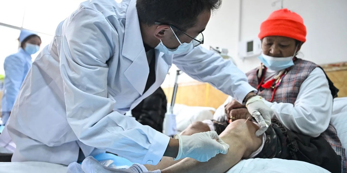 How Chinese Medicine Acupuncture Supports Health in Singapore