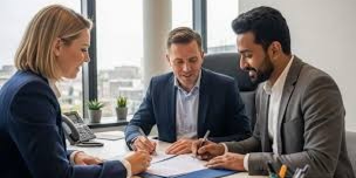 The Essential Guide to Hiring a Divorce Lawyer: What You Need to Know