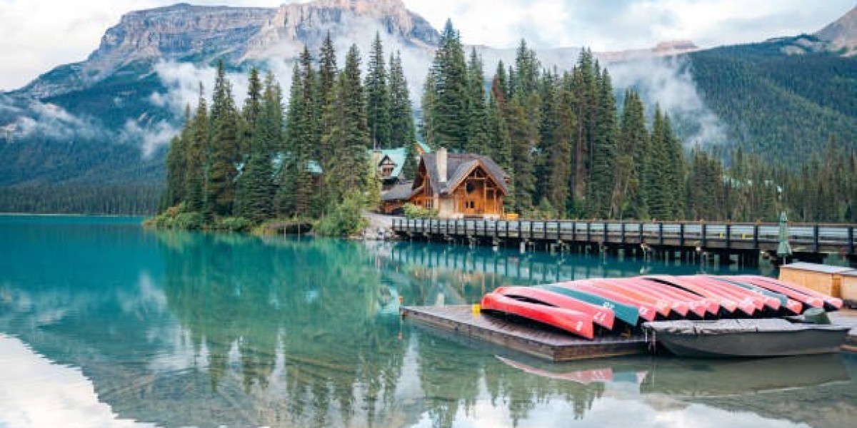 Driving Adventures on Canada’s Eastern Shores 