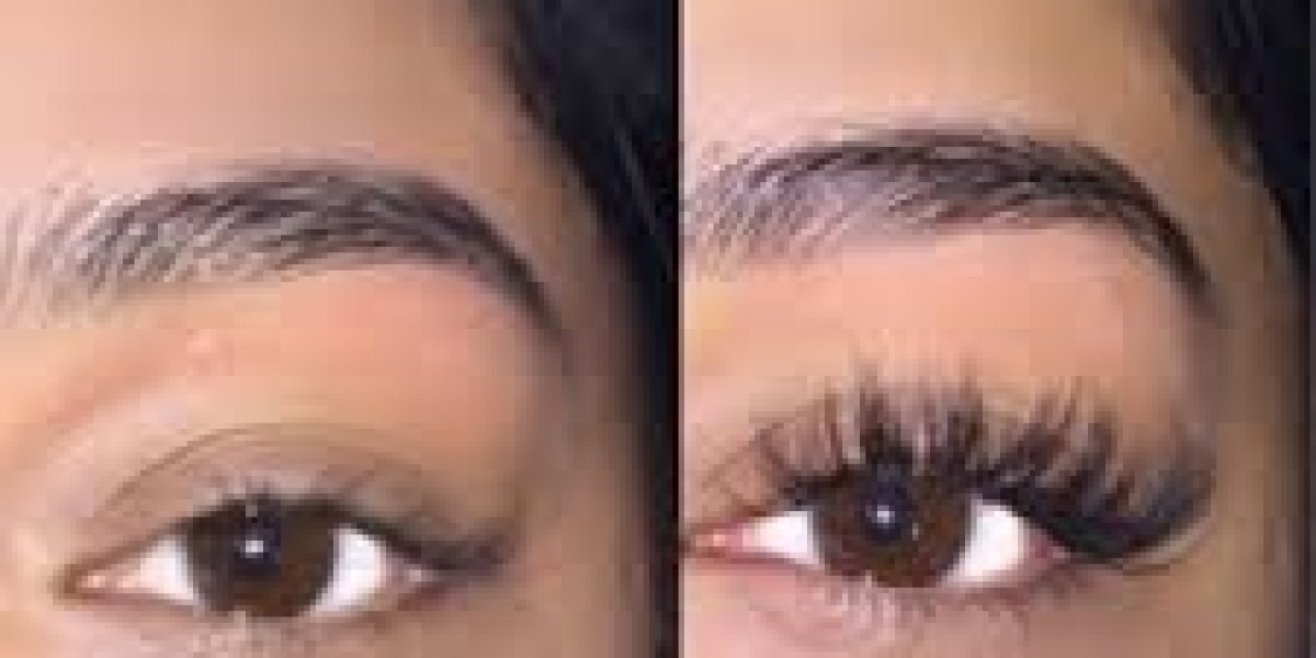 Eyelash Extensions in Islamabad: A Complete Guide to Effortless Glamour