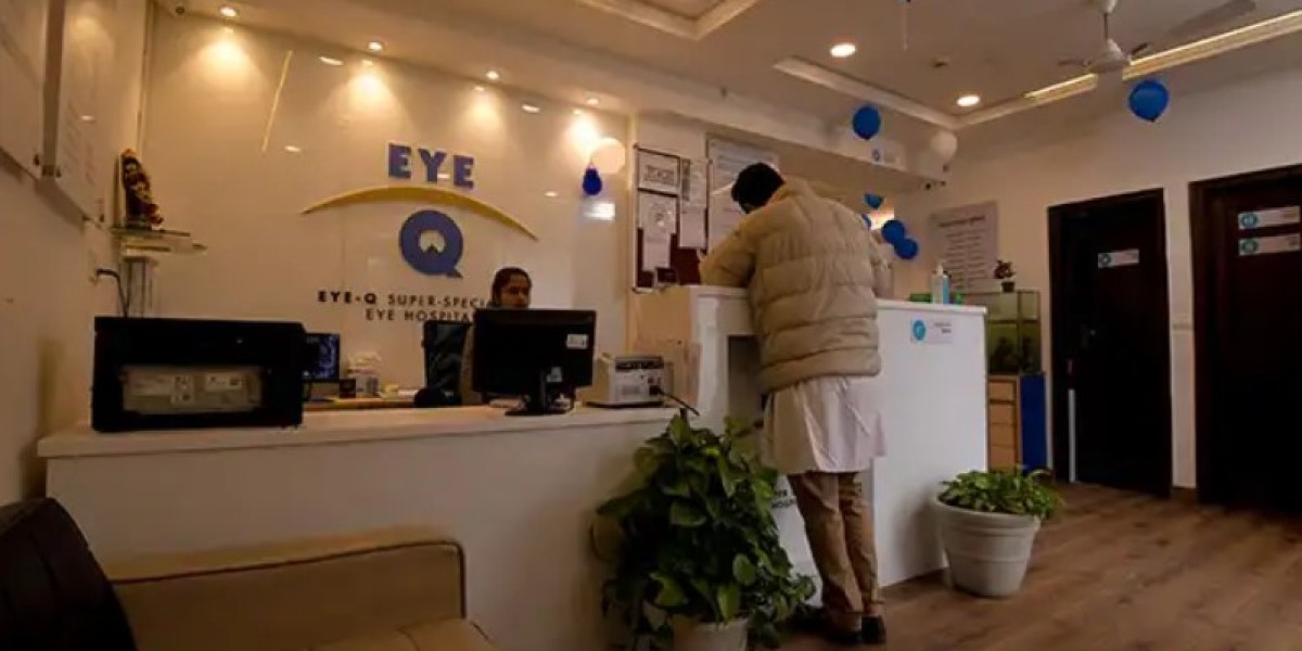 Eye Clinic in Kanpur