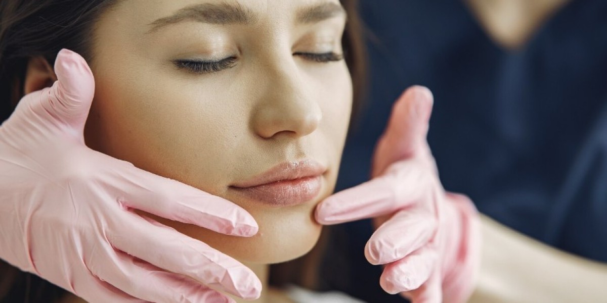 Jaw Botox Singapore: Non-Surgical Jawline Refinement