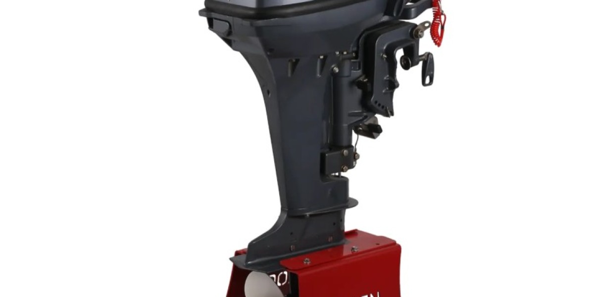The Lasting Appeal of the 2 Stroke Engine Boat