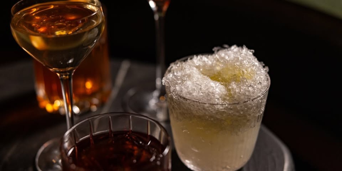 The Bronze Owl: The Upscale Lounge Experience in Midtown NYC