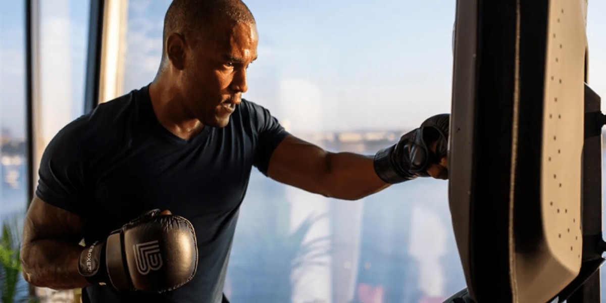 Men’s Boxing Tracksuits & Music Boxing Machine for Training