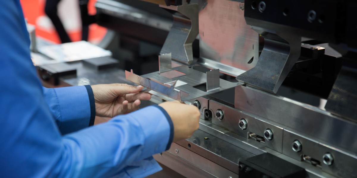 Online Sheet Metal Bending Services: Precision and Flexibility for Modern Manufacturing
