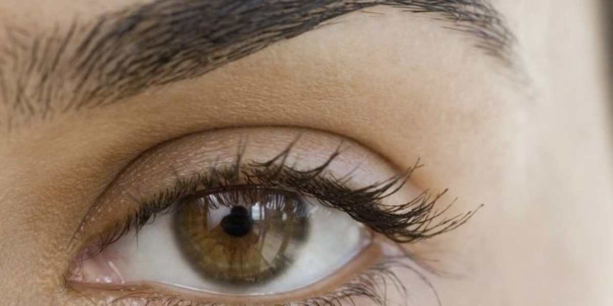 Safe Eyelid Surgery in Riyadh Guide