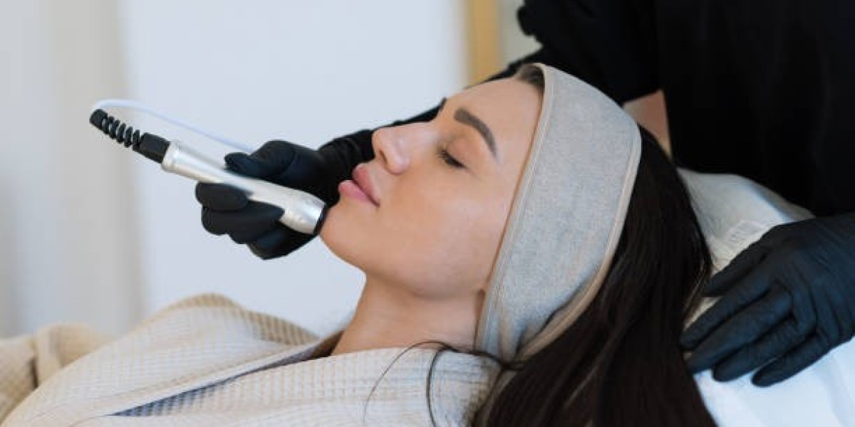 Best Hydrafacial Offers Near You in Riyadh