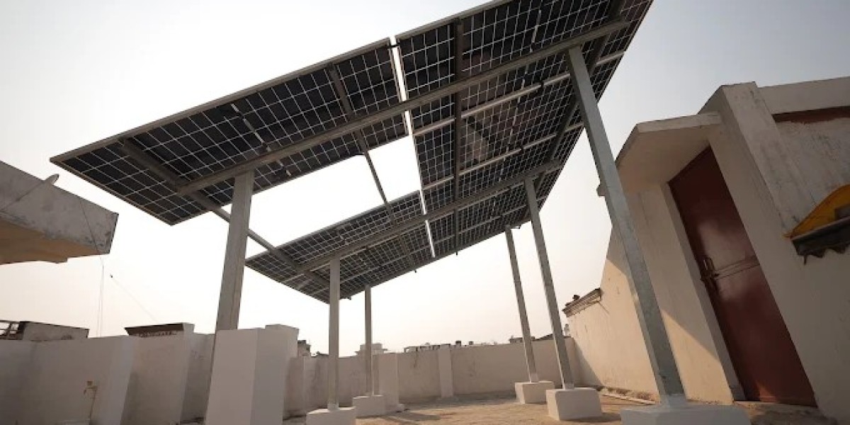 How Hybrid Solar Systems Can Reduce Your Electricity Bills | Save Big with Clean Energy