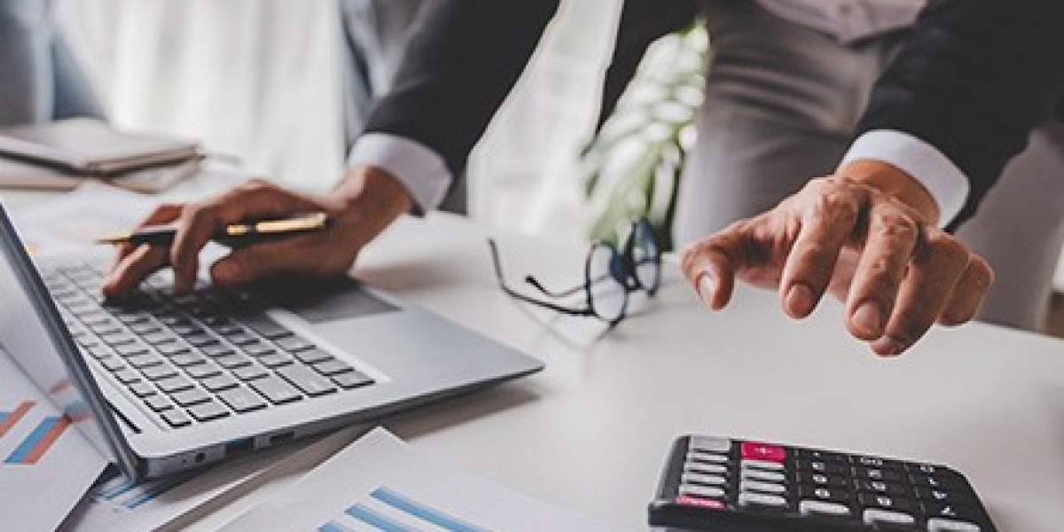Business Tax vs General Accountants Guide