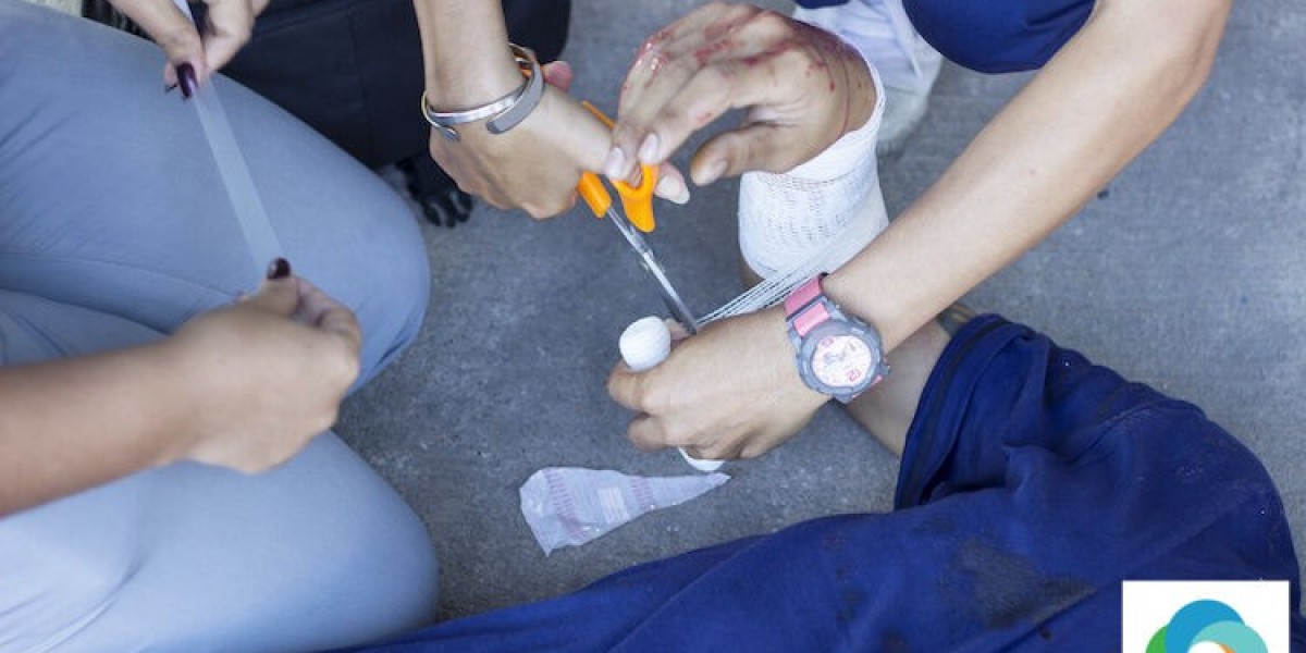 Why the Best Advanced First Aid Training is Essential for Every Workplace and Community