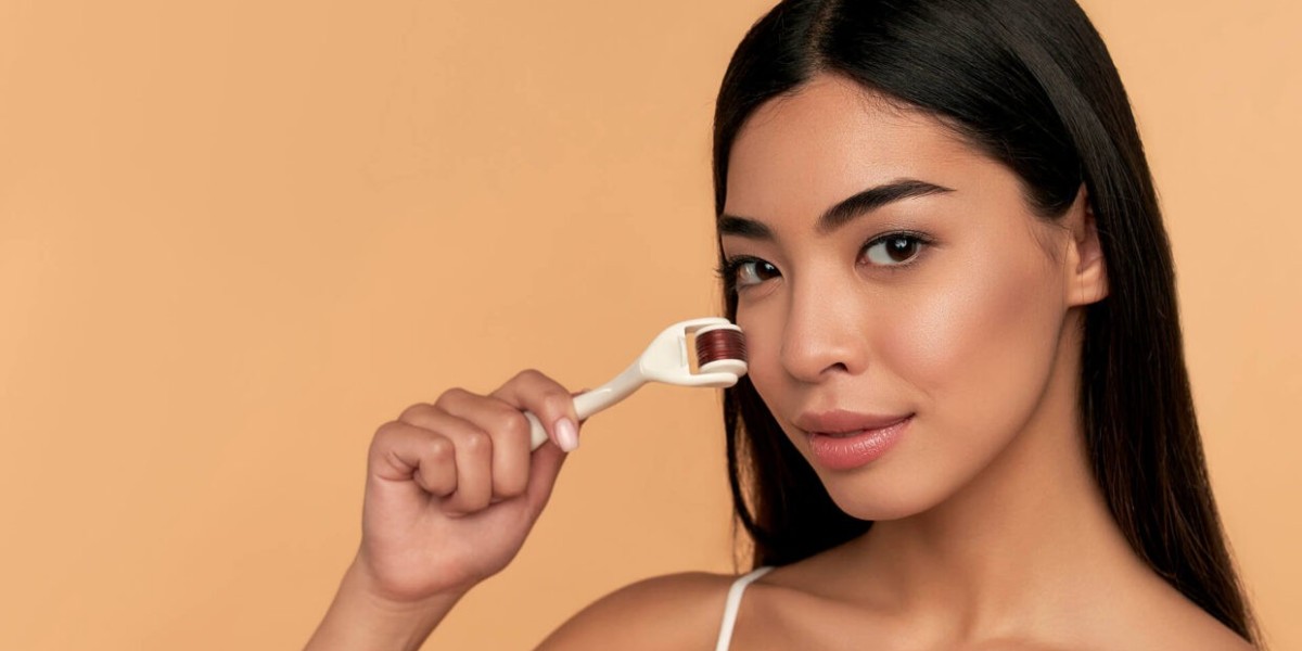 Dermal Fillers vs. Microneedling: Choosing the Right Anti-Aging Treatment