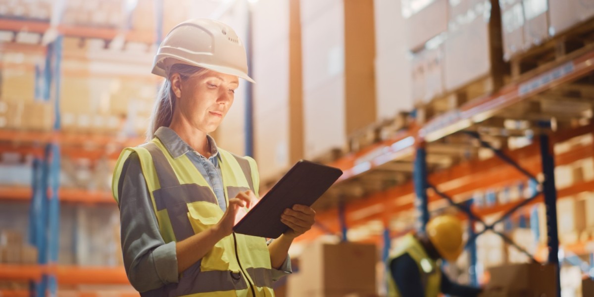Connected Worker Transformation Powered by RUCKUS Networks