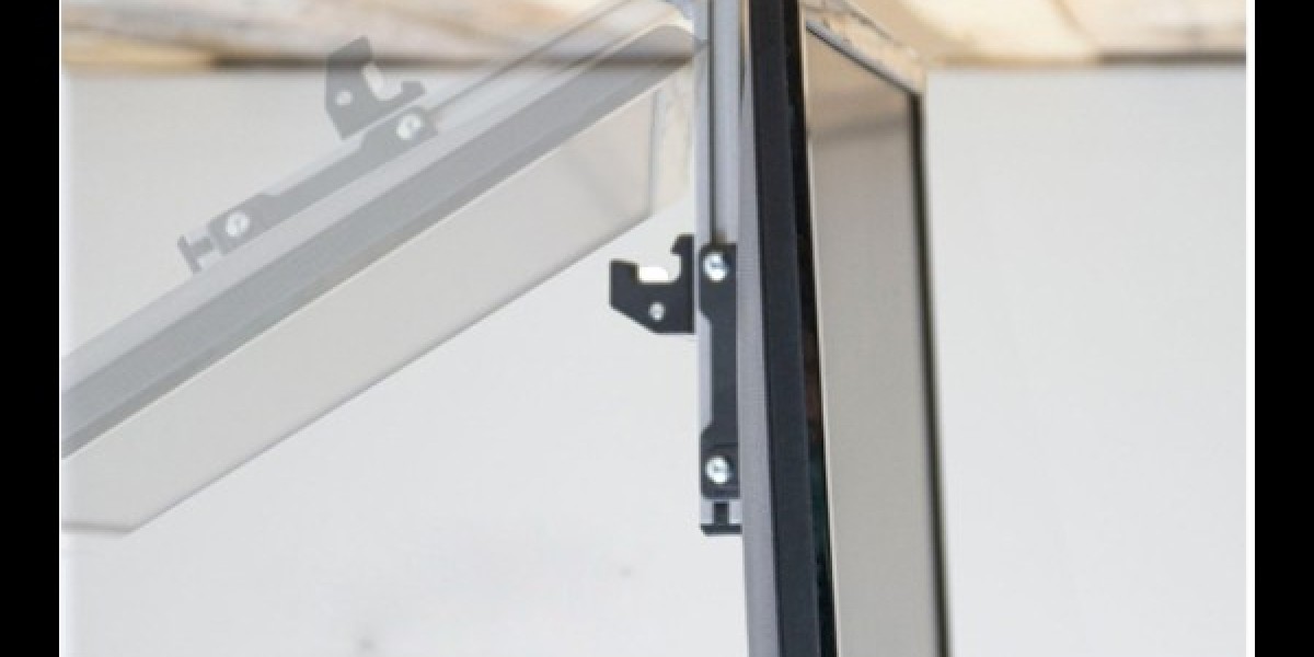 How to Choose the Best TV Mount for Your Caravan Adventures