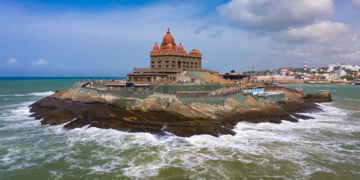 Tiruchendur to Kanyakumari Taxi Fare
