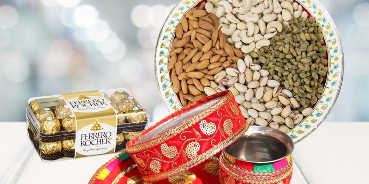 Shop Beautiful Karwa Chauth Hampers For Your Loved Ones