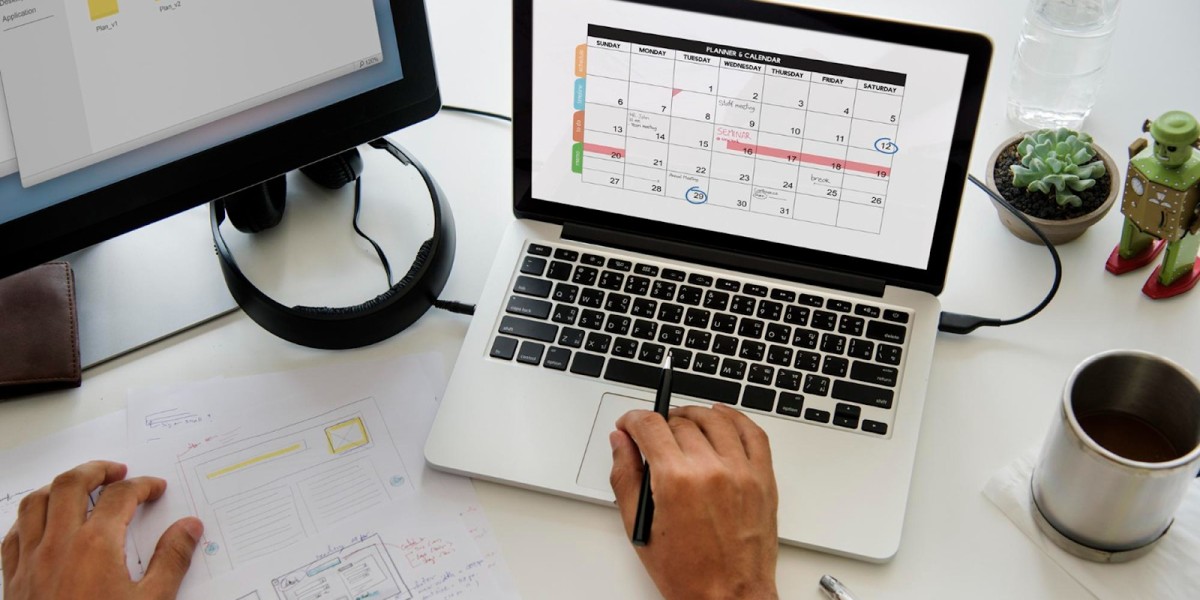 Avoid Scheduling Conflicts with a Smart Team Calendar
