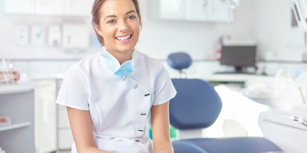 Top Signs You Need to Visit a Dental Hygienist in London