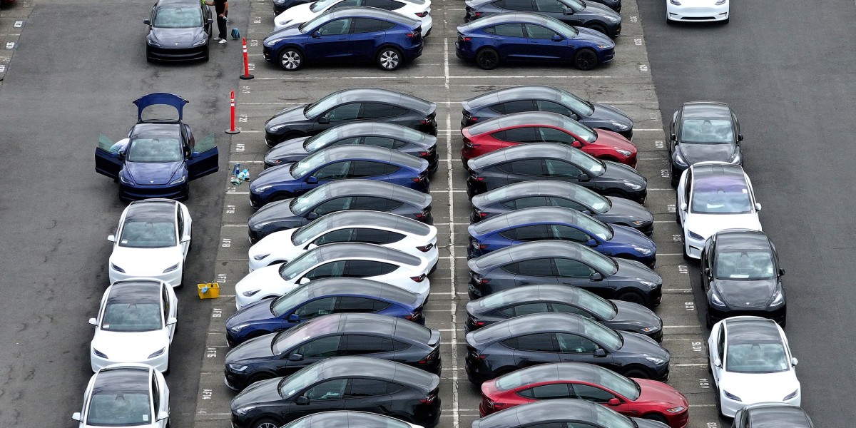 US Electric Vehicle Market : A Look at the Industry's Current and Future State