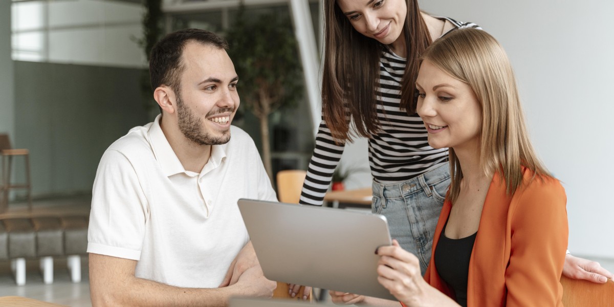 Top Reasons to Invest in a Custom Web Design Company